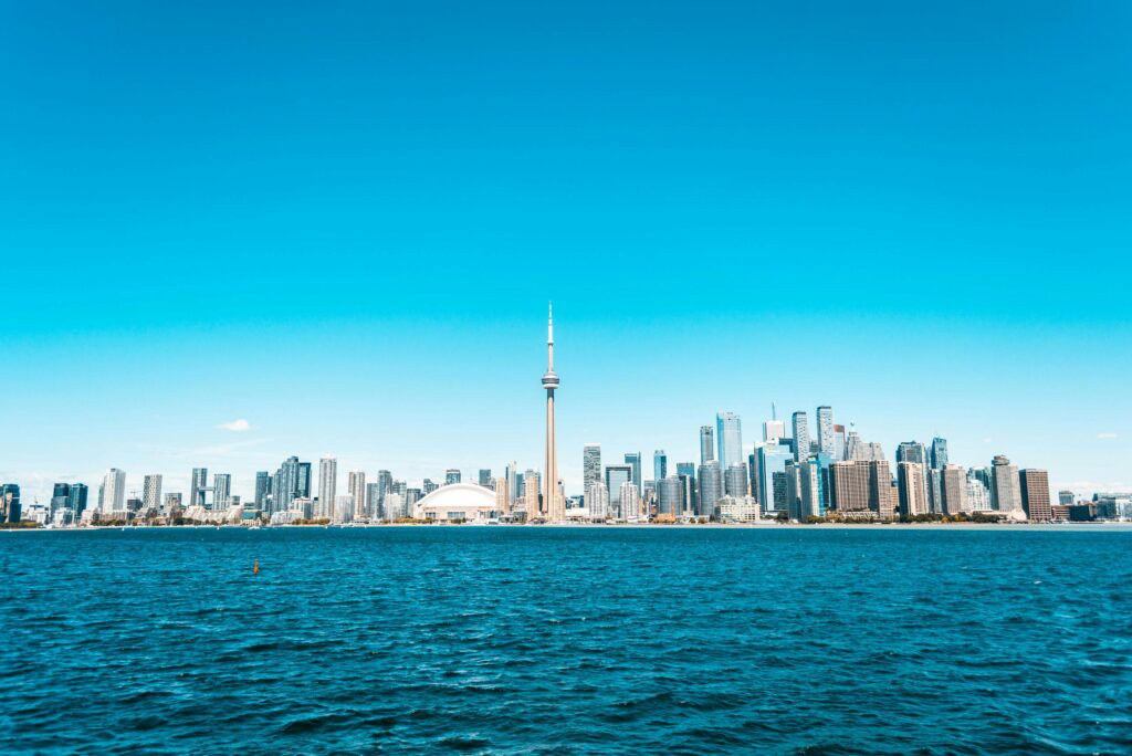 Navigating Toronto: Essential Itineraries for New Immigrants