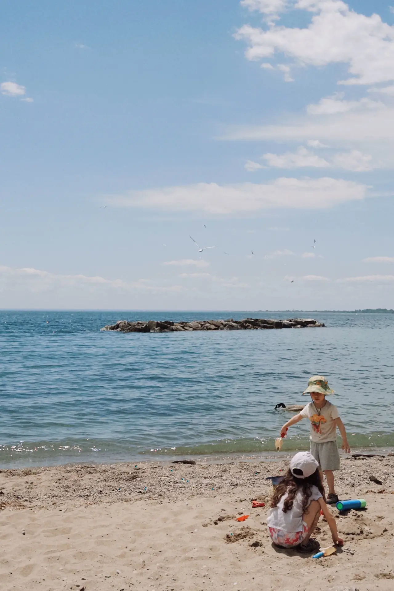 Toronto Beaches: A Complete Guide to Swimming, Volleyball and Sunsets