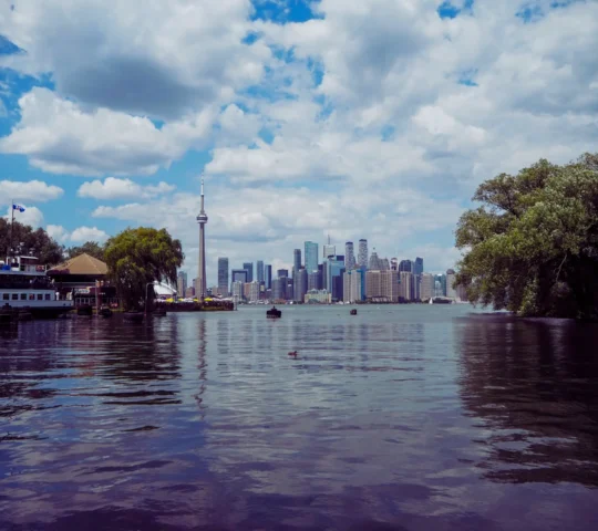 Toronto Islands: Ferry, Beaches, Centreville